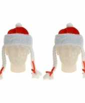 X rode kerstmutsen vlechten